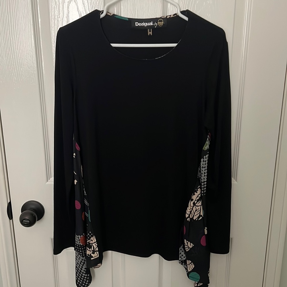Desigual tunic.